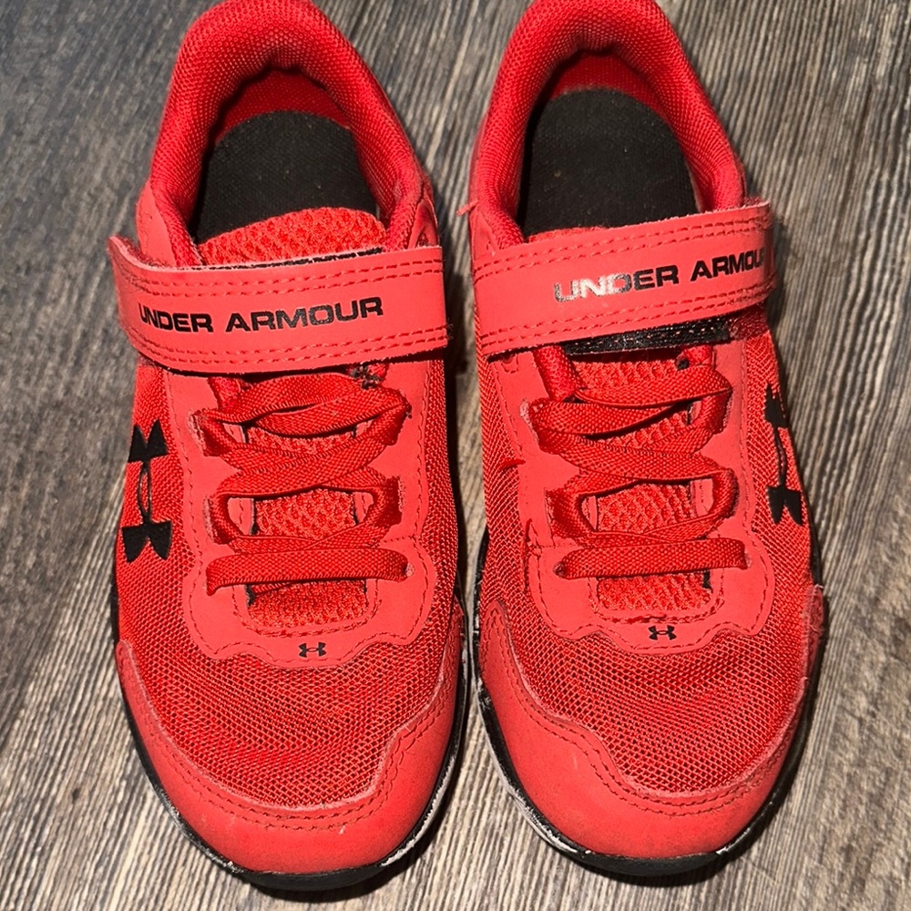 Under Armour Kids Red Athletic Shoes Boys Size 12k